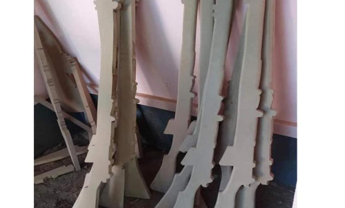 സിനിമക്കായി മര​ത്തോക്കുകളുടെ ചിത്രം പങ്കുവെച്ച്​ അലിഅക്​ബർ; പൊട്ടുമോ ജീ എന്ന്​ ട്രോളന്മാർ