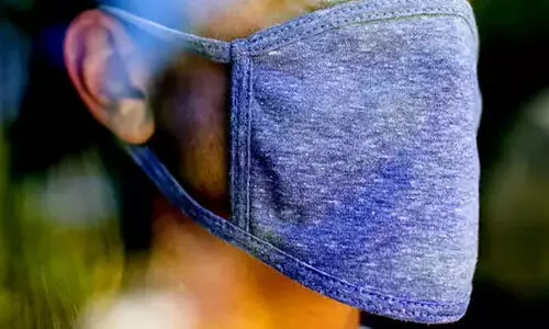 ചര്‍മ്മ പ്രശ്‌നങ്ങള്‍; സ്ഥിരമായി മാസ്‌ക് ധരിക്കുന്നവര്‍ ശ്രദ്ധിക്കുക