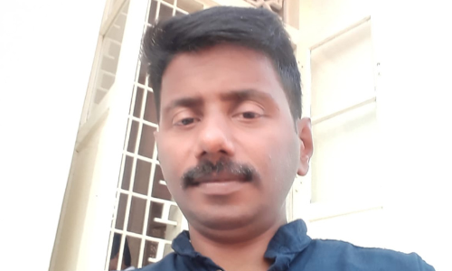 എ.ടി.എമ്മിൽ പണമെടുക്കാൻ എത്തിയയാൾ കുഴഞ്ഞുവീണു മരിച്ചു എ.ടി.എമ്മിൽ പണമെടുക്കാൻ എത്തിയയാൾ കുഴഞ്ഞുവീണു മരിച്ചു