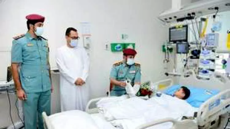 അപ്പാർട്മെൻറി​െൻറ ഒന്നാം നിലയിൽനിന്ന് വീണു: നാലു വയസ്സുകാരൻ അത്ഭുതകരമായി രക്ഷപ്പെട്ടു