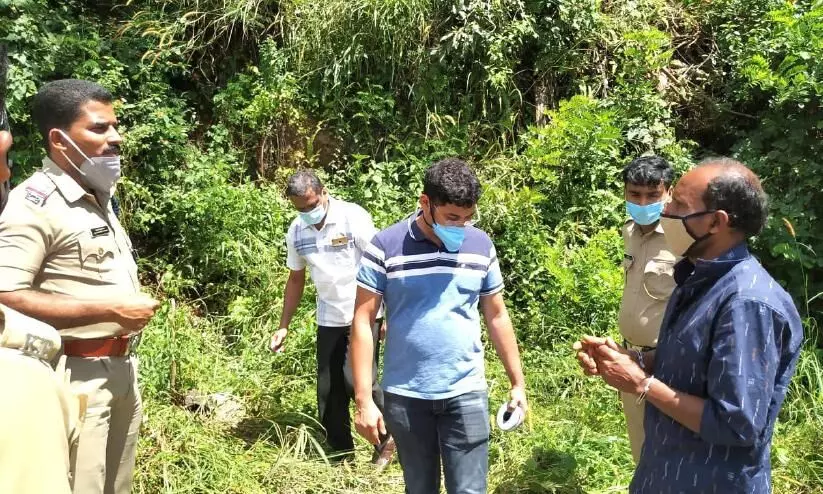 പിതാവിനെയും മകനെയും വെട്ടി പരിക്കേൽപിച്ച സംഭവം: പ്രതി​ പിടിയിൽ