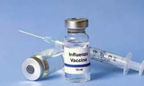 അ​ബൂ​ദ​ബി​യി​ൽ എ​ല്ലാ താ​മ​സ​ക്കാ​ർ​ക്കും സൗ​ജ​ന്യ വാ​ക്‌​സി​നേ​ഷ​ൻ