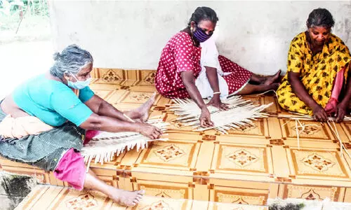 ഈറ്റ ഉൽപന്നങ്ങള്‍ വാങ്ങാനാളില്ല; പരമ്പരാഗത നെയ്ത്ത് തൊഴിലാളികള്‍ പട്ടിണിയില്‍