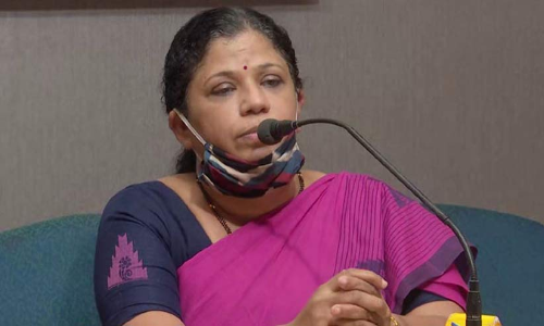 വാളയാർ കേസിൽ മുഖ്യമന്ത്രി പുകമറ സൃഷ്ടിക്കരുത്; തന്നെ മാറ്റിയതിന്‍റെ കാരണം വ്യക്തമാക്കണമെന്നും മുൻ പബ്ലിക് പ്രോസിക്യൂട്ടർ