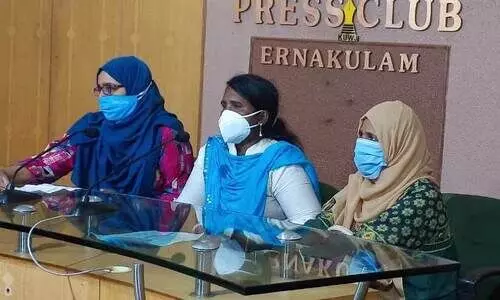 ബലാത്സംഗത്തെ ആയുധമാക്കുന്ന സംഘ് വംശഹത്യാ രാഷ്ട്രീയത്തിനെതിരെ നാളെ വിമൻ ജസ്റ്റിസ് മൂവ്മെന്റ് പെൺപോരാട്ട പ്രതിജ്ഞ ബലാത്സംഗത്തെ ആയുധമാക്കുന്ന സംഘ് വംശഹത്യാ രാഷ്ട്രീയത്തിനെതിരെ നാളെ വിമൻ ജസ്റ്റിസ് മൂവ്മെന്റ് പെൺപോരാട്ട പ്രതിജ്ഞ