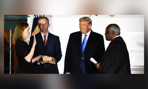 ട്രംപ്​ നോമിനി ആമി ബാരെറ്റ്​ യു.എസ്​ സുപ്രീംകോടതി ജഡ്​ജി