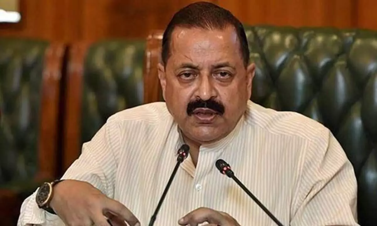 അവിവാഹിതരായ പുരുഷ സർക്കാർ ജീവനക്കാർക്ക് ശിശു പരിപാലന അവധി എടുക്കാമെന്ന് കേന്ദ്രം അവിവാഹിതരായ പുരുഷ സർക്കാർ ജീവനക്കാർക്ക് ശിശു പരിപാലന അവധി എടുക്കാമെന്ന് കേന്ദ്രം