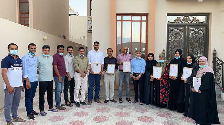 കൊടിയത്തൂർ സ്വദേശികളായ ആരോഗ്യപ്രവർത്തകരെ ആദരിച്ചു കൊടിയത്തൂർ സ്വദേശികളായ ആരോഗ്യപ്രവർത്തകരെ ആദരിച്ചു