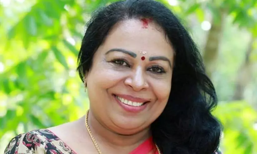 ഖാദി ബോർഡ്: കെ.എ. രതീഷിന് ശമ്പളം കൂട്ടി നൽകാൻ ശിപാർശ ചെയ്തത് ശോഭന ജോർജ് ഖാദി ബോർഡ്: കെ.എ. രതീഷിന് ശമ്പളം കൂട്ടി നൽകാൻ ശിപാർശ ചെയ്തത് ശോഭന ജോർജ്