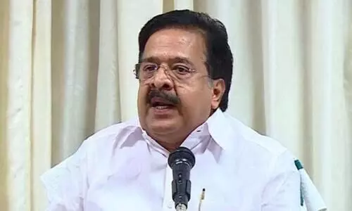 ശി​വ​ശ​ങ്ക​ർ അ​ഞ്ചാം പ്ര​തി​യെ​ങ്കി​ൽ മു​ഖ്യ​മ​ന്ത്രി ഒ​ന്നാം പ്ര​തി​യെന്ന് ചെന്നിത്തല