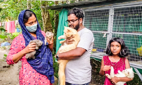കാണാതായ അമ്മുവിനെ തിരിച്ചുകിട്ടിയ സന്തോഷത്തിൽ  സുഹ്റയും സഹോദരങ്ങളും