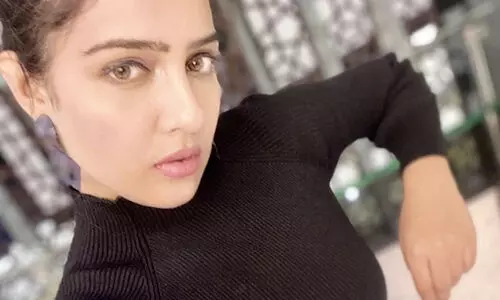 വിവാഹാഭ്യർഥന നിരസിച്ചതിന്​ നടിയെ കത്തി കൊണ്ട്​ കുത്തി; അക്രമിയെ കണ്ടെത്തി പൊലീസ്​