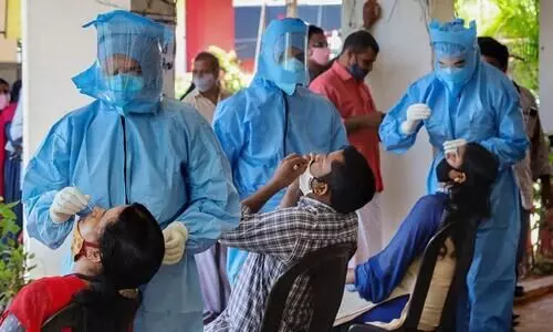 വീണ്ടും ഉയർന്ന്​ കോവിഡ്​; സംസ്​ഥാനത്ത്​ ഇന്ന് 8790 പേര്‍ക്ക്​ രോഗബാധ