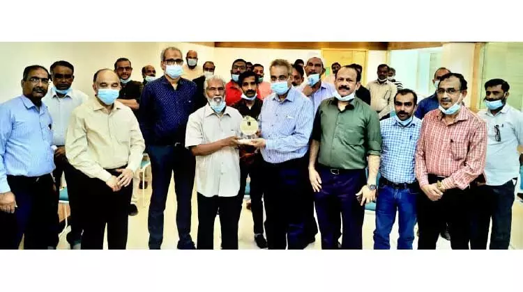 മുഹമ്മദ് അലി തിരുവങ്ങൂരിന് കെ.കെ.എം.എ യാത്രയയപ്പ് നൽകി