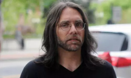 സ്​​ത്രീ​ക​ളെ ലൈം​ഗി​ക അ​ടി​മ​ക​ളാ​ക്കി​യ ക​ൾ​ട്ട്​ സ്​​ഥാ​പ​ക​ന്​ 120 കൊ​ല്ലം ത​ട​വ്​