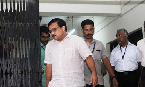 ടി.ഒ. സൂരജിൻെറ മകൾ ഉൾപ്പെടുന്ന ഭൂമിതട്ടിപ്പ് കേസിൽ അന്വേഷണം തുടരുന്നു