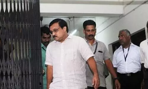 ടി.ഒ. സൂരജിൻെറ മകൾ ഉൾപ്പെടുന്ന ഭൂമിതട്ടിപ്പ് കേസിൽ അന്വേഷണം തുടരുന്നു