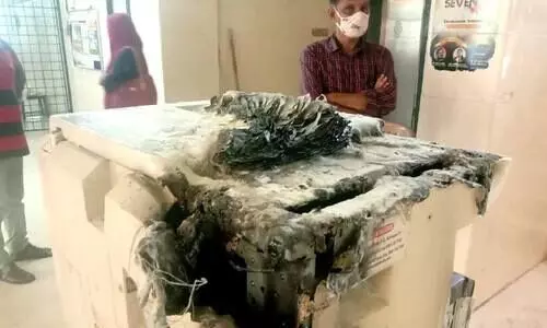 മെഡിക്കൽ കോളജ് ആശുപത്രിയിൽ തീപിടിത്തം; ഫോട്ടോസ്​റ്റാറ്റ് മെഷീൻ നശിച്ചു