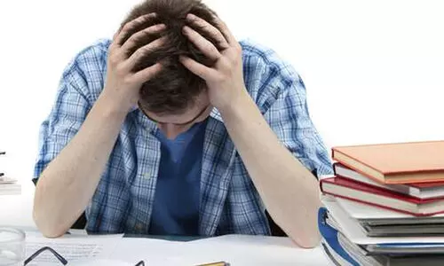 ഉ​ത്ത​ര​ക്ക​ട​ലാ​സ് ന​ഷ്​​ട​പ്പെ​ട്ട വി​ദ്യാ​ർ​ഥി​ വീ​ണ്ടും പ​രീ​ക്ഷ​ക്ക് 6000 രൂപ അ​ട​ക്കാ​ൻ ഉ​ത്ത​ര​വ്