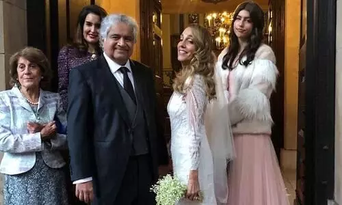 ഹരീഷ്​ സാൽവെ വിവാഹിതനായി, വധു ലണ്ടൻ സ്വദേശിനി കരോലിൻ; ചിത്രങ്ങൾ കാണാം