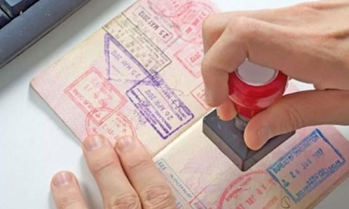 ഒമാനിൽ തൊഴിൽ വിസ കാലാവധി കഴിഞ്ഞവർക്ക്​ നാട്ടിലേക്ക്​ മടങ്ങാനുള്ള അവസരം 15 മുതൽ