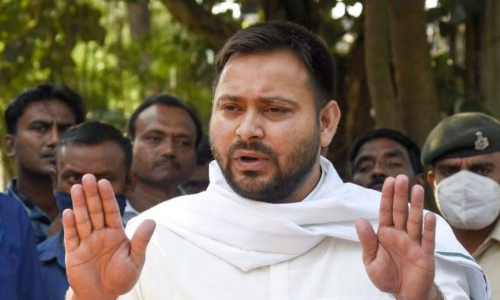 മോദി സംസാരിക്കേണ്ടിയിരുന്നത്​ വിശപ്പിനെക്കുറിച്ച്​​; തിരിച്ചടിച്ച്​ ​േതജസ്വി