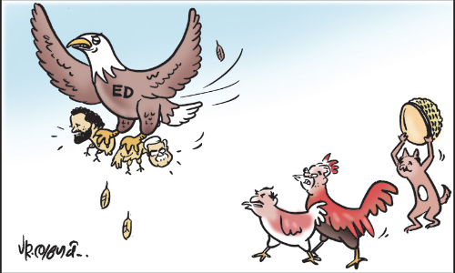 ശിവശങ്കർ, ബിനീഷ്​: പ്രതിക്കൂട്ടിൽ ഭരണവും പാർട്ടിയും