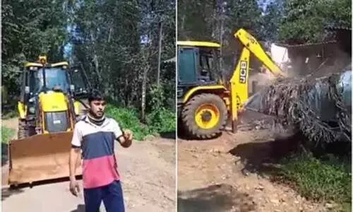 cherupuzha ayyappanum koshiyum