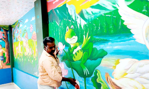 സ​ര്‍ക്കാ​ര്‍ സ്കൂ​ളി​​ന്​ കെ​ട്ടി​ട നി​ര്‍മാ​ണ തൊ​ഴി​ലാ​ളി​യു​ടെ പ്ര​യ​ത്​​ന​ത്തി​ല്‍ പു​തു​ജീ​വ​ന്‍