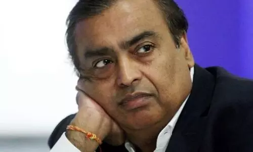 കോവിഡ് തിരിച്ചടിയായി; റിലയൻസിെൻറ ലാഭത്തിൽ 15 ശതമാനം ഇടിവ്, ജിയോക്ക് വൻ നേട്ടം കോവിഡ് തിരിച്ചടിയായി; റിലയൻസിെൻറ ലാഭത്തിൽ 15 ശതമാനം ഇടിവ്, ജിയോക്ക് വൻ നേട്ടം