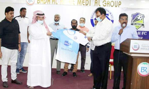 ഖാ​ലി​ദി​യ എ​ഫ്.​സി​യും ഖ​ത്വീ​ഫ് എ​ഫ്.​സി​യും പു​തി​യ ജ​ഴ്‌​സി പു​റ​ത്തി​റ​ക്കി