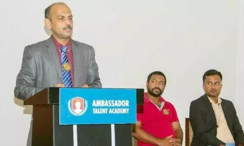 അം​ബാ​സ​ഡ​ർ ടാ​ല​ൻ​റ്​ അ​ക്കാ​ദ​മി പ്ര​വാ​ച​ക സ്മ​ര​ണ​യി​ലൂ​ടെ​സം​ഘ​ടി​പ്പി​ച്ചു