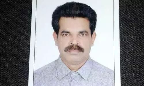 ര​ണ്ടു പ​തി​റ്റാ​ണ്ട് പ്ര​വാ​സ​ത്തി​നു ശേ​ഷം ഉ​മ​ർ മേ​ലാ​റ്റൂ​ർ മ​ട​ങ്ങു​ന്നു