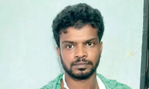 സ​ഹോ​ദ​ര​ങ്ങ​ളെ ക​ത്തി​കൊ​ണ്ട്​ കു​ത്തി: അ​യ​ൽ​വാസി അ​റ​സ്​​റ്റി​ൽ