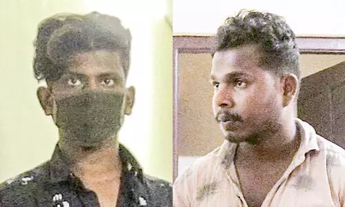 വാഹന പരിശോധനക്കിടെ 25 കിലോ ചന്ദനം പിടികൂടി