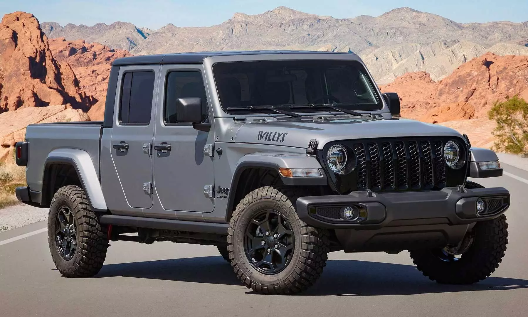 ജീപ്പ്​ ഗ്ലാഡിയേറ്റർ വില്ലീസ്​; ഒാഫ്​റോഡറുകളിലെ മാരക വെർഷൻ