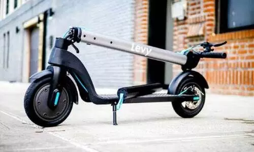 റോഡിൽ ഇലക്​ട്രിക്​ സ്​കൂട്ടറിന്​ വിലക്ക്​