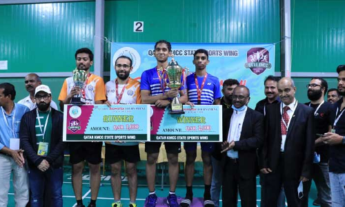 കെ.എം.സി.സി ബാഡ്മിൻറൺ സൂപ്പർ കിങ്സ് ജേതാക്കൾ