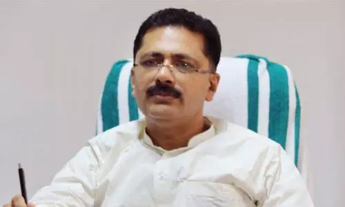 എന്നെ കുരുക്കാന്‍ കിട്ടിയ സുവര്‍ണ്ണാവസരം ഉപയോഗപ്പെടുത്തുമെന്ന് പ്രതീക്ഷിക്കുന്നു -ഫേസ്ബുക്ക് കുറിപ്പുമായി ജലീല്‍