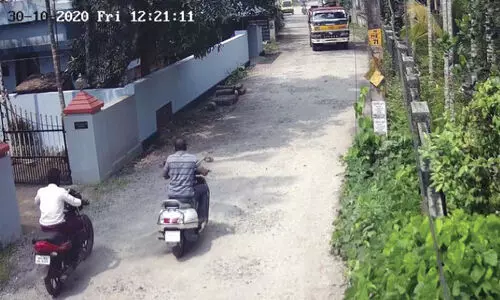 പട്ടാപ്പകൽ മോഷണം; ദൃശ്യം സി.സി.ടി.വിയിൽ