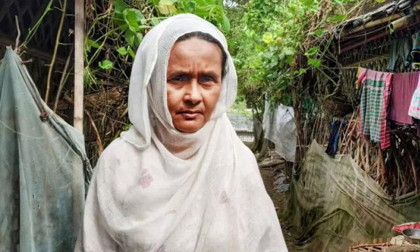 ഞങ്ങളെയാ കടൽത്തുരുത്തിൽ തള്ളല്ലേ... ഞങ്ങളെയാ കടൽത്തുരുത്തിൽ തള്ളല്ലേ...