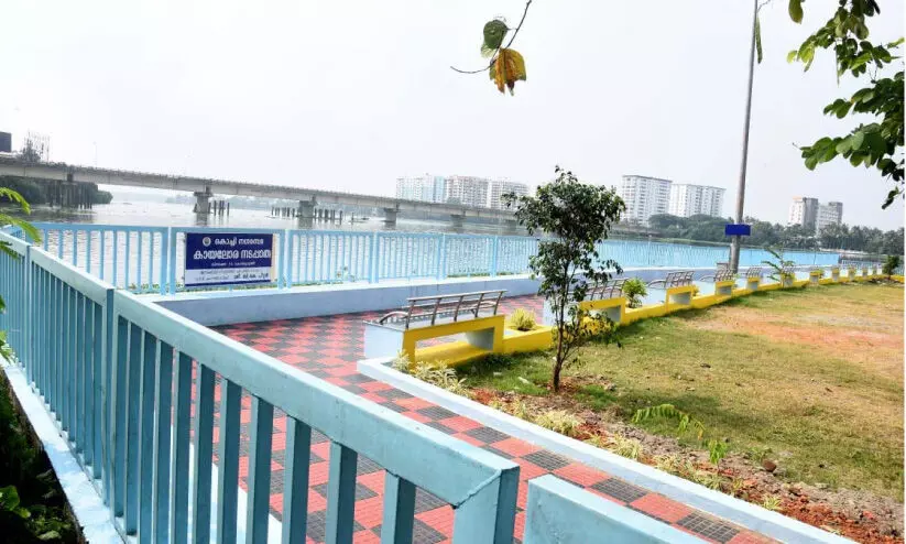 കൗൺസിലറുടെ നിശ്ചദാർഢ്യം: കൈയേറ്റഭൂമിയിൽ കായലോര നടപ്പാത ഒരുങ്ങി