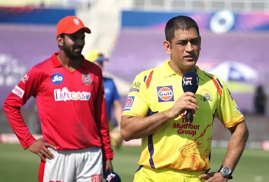 മഞ്ഞക്കുപ്പായത്തിൽ ഇനിയുണ്ടാകുമോ..? ചിരിച്ചുകൊണ്ട് ധോണി പറഞ്ഞത് മഞ്ഞക്കുപ്പായത്തിൽ ഇനിയുണ്ടാകുമോ..? ചിരിച്ചുകൊണ്ട് ധോണി പറഞ്ഞത്