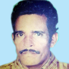 ച​ന്ദ്ര​ൻ