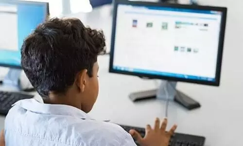 പ്ലസ് വണ്‍ ക്ലാസുകൾ ഇന്ന്​ തുടങ്ങും‍ ഓൺലൈനായി