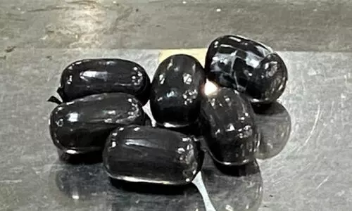 കരിപ്പൂരിൽ 60 ലക്ഷത്തി​െൻറ സ്വർണം പിടികൂടി