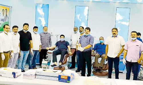 ഒ.​ഐ.​സി.​സി കോ​ഴി​ക്കോ​ട് ര​ക്ത​ദാ​ന ക്യാ​മ്പ് സം​ഘ​ടി​പ്പി​ച്ചു