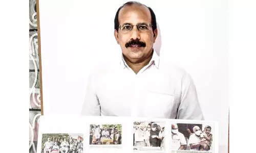 കോവിഡുകാല ആൽബങ്ങളുമായി അധ്യാപകൻ