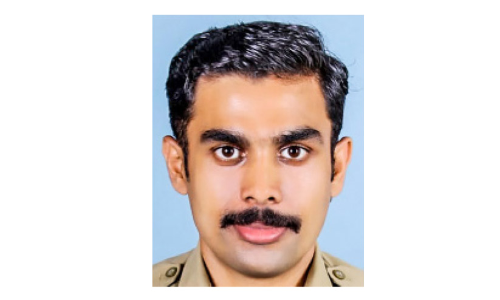 കാലടിയിൽ ഒരു പൊലീസ് കുടുംബം