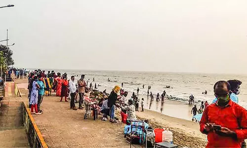 ചെറായി ബീച്ച് തുറന്നു:  പ്രവേശനം വൈകീട്ട് ആറുവരെ